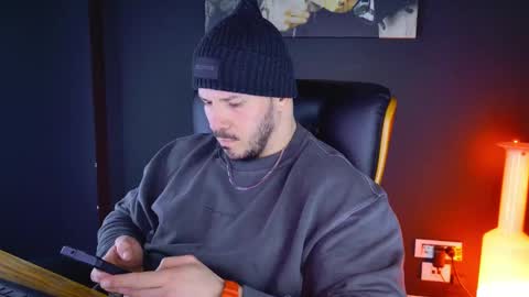 Snapshot of angeloeric chatting on 01-27-25, 02:35 BlackWolf online show from 01-27-25, 02:35