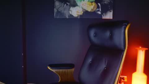 Snapshot of angeloeric chatting on 01-31-25, 04:58 BlackWolf online show from 01-31-25, 04:58