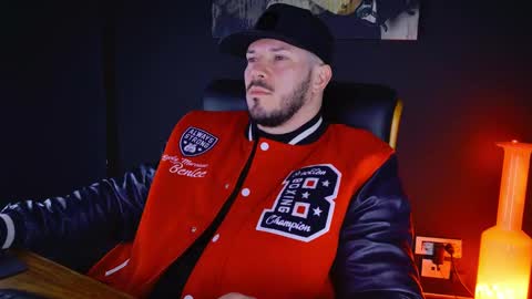 Snapshot of angeloeric chatting on 02-04-25, 05:31 BlackWolf online show from 02-04-25, 05:31