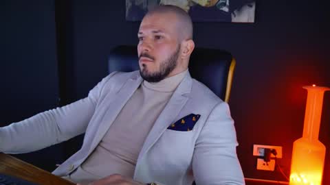 Snapshot of angeloeric chatting on 02-05-25, 08:00 BlackWolf online show from 02-05-25, 08:00