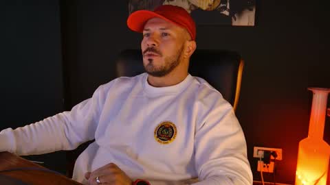 Snapshot of angeloeric chatting on 10-02-25, 12:01 BlackWolf online show from 10-02-25, 12:01