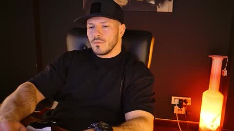 Snapshot of angeloeric chatting on 12-17-25, 02:23 BlackWolf online show from 12-17-25, 02:23