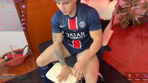 Snapshot of angeloferro1 chatting on 12-09-24, 03:44 Angelo Ferro online show from 12-09-24, 03:44