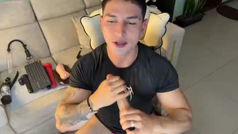 Angelo Ferro online show from 07-03-26, 04:30