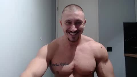 Snapshot of angelofit chatting on 12-21-24, 06:34 ------- SEX SHOW WITH GUYS AND GIRLS MUSCLE SHOW online show from 12-21-24, 06:34