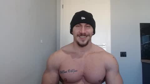 Snapshot of angelofit chatting on 01-11-25, 01:01 ------- SEX SHOW WITH GUYS AND GIRLS MUSCLE SHOW online show from 01-11-25, 01:01