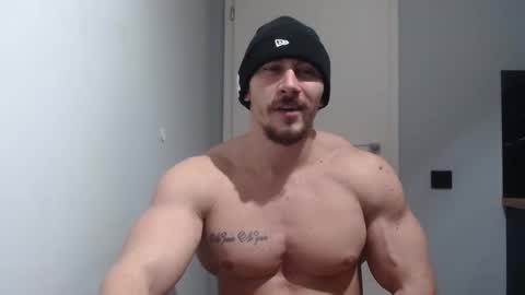 Snapshot of angelofit chatting on 01-22-25, 10:26 ------- SEX SHOW WITH GUYS AND GIRLS MUSCLE SHOW online show from 01-22-25, 10:26