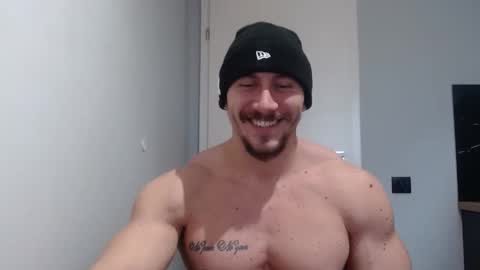 Snapshot of angelofit chatting on 01-23-25, 09:29 ------- SEX SHOW WITH GUYS AND GIRLS MUSCLE SHOW online show from 01-23-25, 09:29