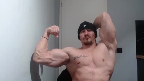 Snapshot of angelofit chatting on 02-11-25, 10:18 ------- SEX SHOW WITH GUYS AND GIRLS MUSCLE SHOW online show from 02-11-25, 10:18