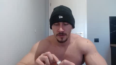 Snapshot of angelofit chatting on 02-13-25, 01:15 ------- SEX SHOW WITH GUYS AND GIRLS MUSCLE SHOW online show from 02-13-25, 01:15