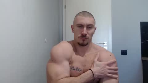 Snapshot of angelofit chatting on 02-14-25, 12:14 ------- SEX SHOW WITH GUYS AND GIRLS MUSCLE SHOW online show from 02-14-25, 12:14