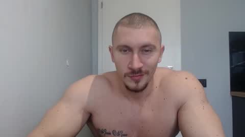 Snapshot of angelofit chatting on 02-19-25, 01:06 ------- SEX SHOW WITH GUYS AND GIRLS MUSCLE SHOW online show from 02-19-25, 01:06