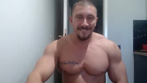 Snapshot of angelofit chatting on 09-28-25, 02:11 ------- SEX SHOW WITH GUYS AND GIRLS MUSCLE SHOW online show from 09-28-25, 02:11