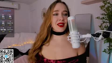 Snapshot of angelpaull chatting on 09-18-25, 10:12 Angel online show from 09-18-25, 10:12