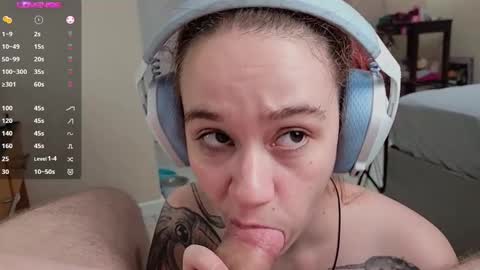 Snapshot of angels_fuck chatting on 02-27-25, 03:25 Chau Mist online show from 02-27-25, 03:25