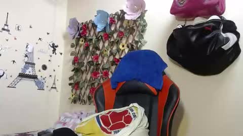 Snapshot of angelsexhotlatin chatting on 11-16-25, 02:33 angelsexhotlatin online show from 11-16-25, 02:33