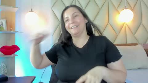 ANGIE online show from 04-11-26, 02:21