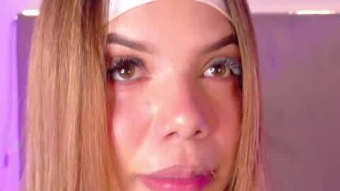 ANGEL SWIFT online show from 04-09-26, 10:42