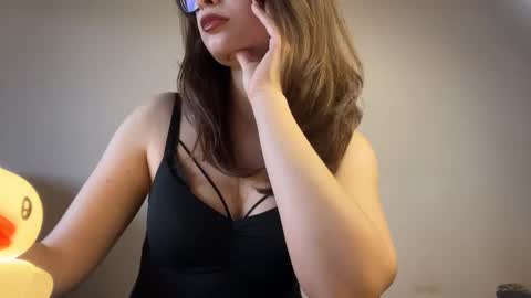 Lisa online show from 10-15-25, 02:50