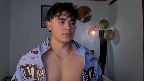 Snapshot of angelx_fox chatting on 02-18-25, 09:53 Angel Fox online show from 02-18-25, 09:53