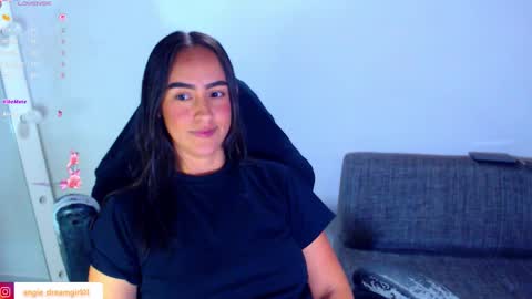 IG angie dreamgirl01 online show from 02-19-26, 11:45