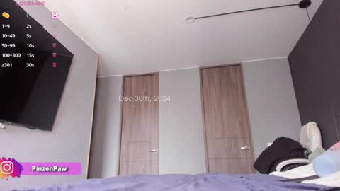 Snapshot of angie_mcqueen chatting on 12-30-24, 07:11 angie online show from 12-30-24, 07:11