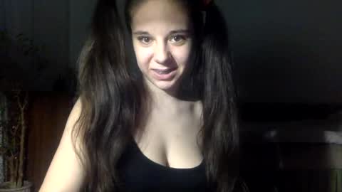 Snapshot of angle_cute05 chatting on 06-22-26, 08:50 Angel Cute online show from 06-22-26, 08:50