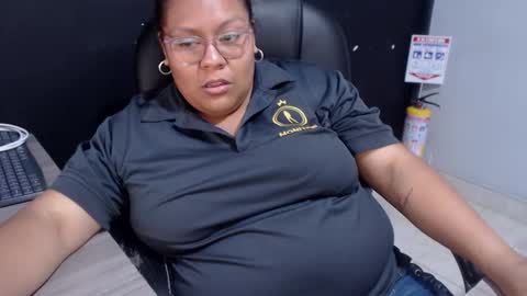 angy online show from 02-11-26, 08:36