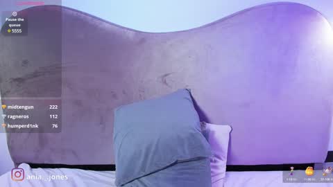 Snapshot of ania_mml chatting on 12-20-24, 11:16 Ania online show from 12-20-24, 11:16