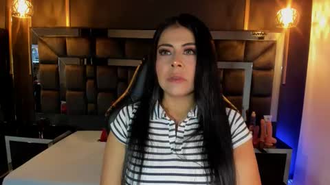 Snapshot of anijoness_ chatting on 09-20-25, 04:24 Ani online show from 09-20-25, 04:24