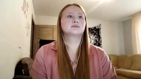 Snapshot of anika_lipps chatting on 02-13-26, 08:21 Anika online show from 02-13-26, 08:21