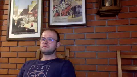 Snapshot of animal_michael chatting on 01-25-25, 05:19 animal_michael online show from 01-25-25, 05:19