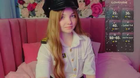 Snapshot of animealica chatting on 11-06-25, 02:23 Alica online show from 11-06-25, 02:23