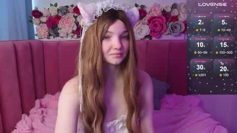 Snapshot of animealica chatting on 11-20-25, 08:25 Alica online show from 11-20-25, 08:25