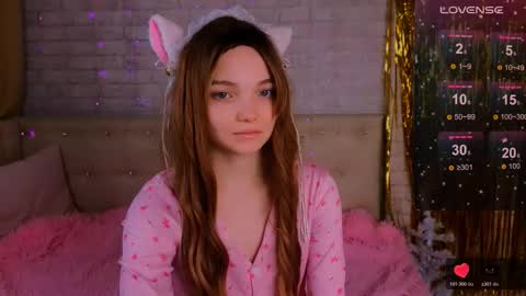 Alica online show from 01-14-26, 02:39