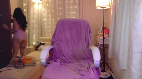 Anisahade online show from 10-04-25, 03:10