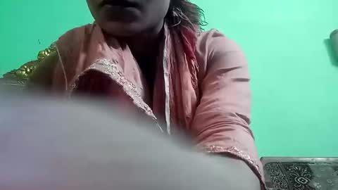 Snapshot of anisha89299 chatting on 05-12-26, 07:05 Sweet69 online show from 05-12-26, 07:05
