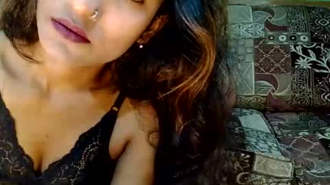 Snapshot of anisha89299 chatting on 05-26-26, 09:00 Sweet69 online show from 05-26-26, 09:00