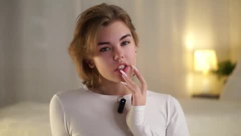 AnishaVivo online show from 11-27-25, 12:29