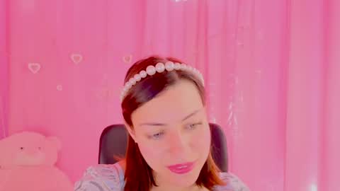 Anni online show from 04-17-26, 01:58