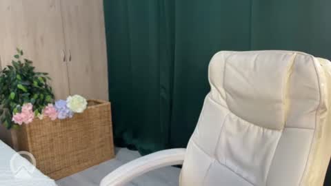 Snapshot of anita_blairr chatting on 07-06-26, 01:57 Anita online show from 07-06-26, 01:57