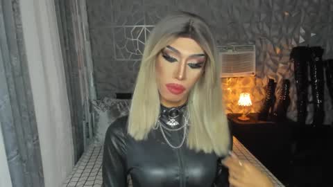 Miss Ann online show from 02-03-25, 02:58