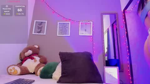 Anitafoxx online show from 12-23-25, 12:19