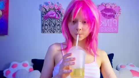 Snapshot of anitasweetness chatting on 06-25-26, 03:16 anitasweetness online show from 06-25-26, 03:16