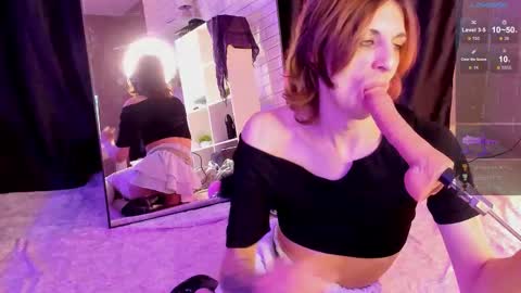 Angel online show from 11-27-25, 07:05