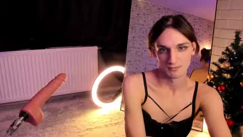 Angel online show from 01-19-26, 01:31