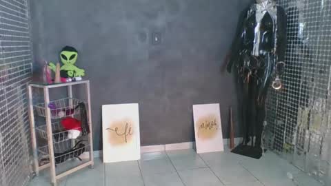 Hello My name is NaiaraPv is OPEN online show from 05-21-26, 12:45