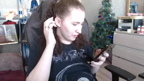 Snapshot of ankey_rayah chatting on 01-24-25, 05:31 Nameless online show from 01-24-25, 05:31