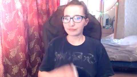 Snapshot of ankey_rayah chatting on 04-24-26, 09:01 Nameless online show from 04-24-26, 09:01