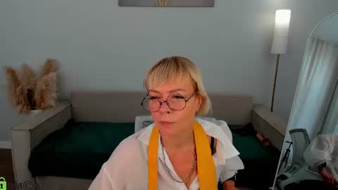 Snapshot of ann_annise chatting on 06-28-26, 12:16 ann_annise online show from 06-28-26, 12:16